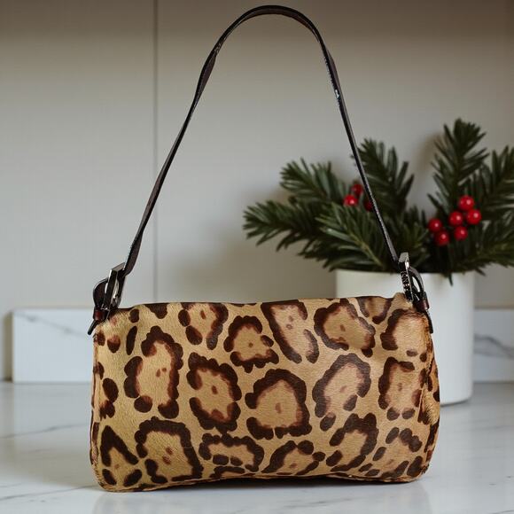 Fendi Baguette Pony-Hair and Leather Leopard Print Shoulder Bag Rare - Picture 3 of 16